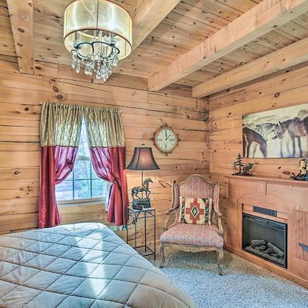 Resort Cabin With Fire Pit Golf, Hike And Play! Rothbury エクステリア 写真