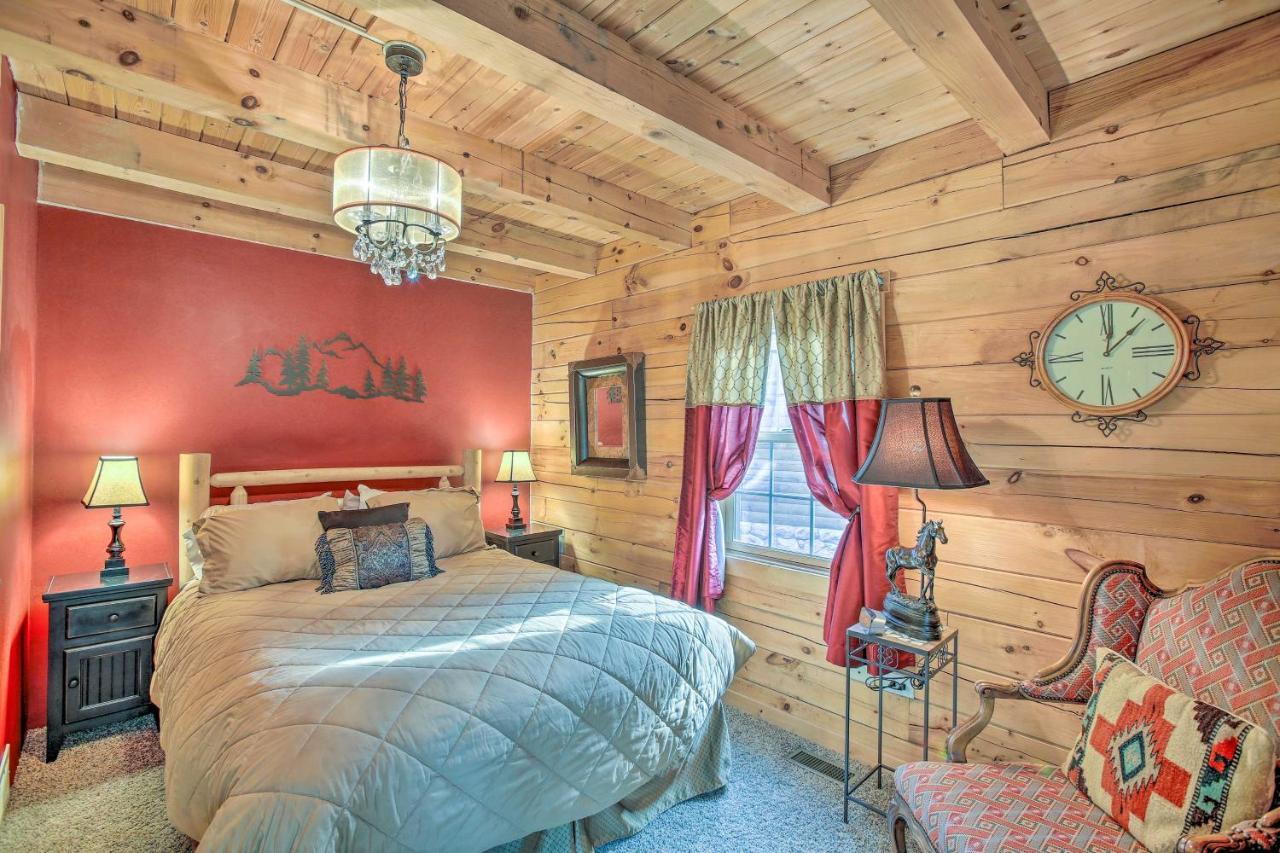 Resort Cabin With Fire Pit Golf, Hike And Play! Rothbury エクステリア 写真