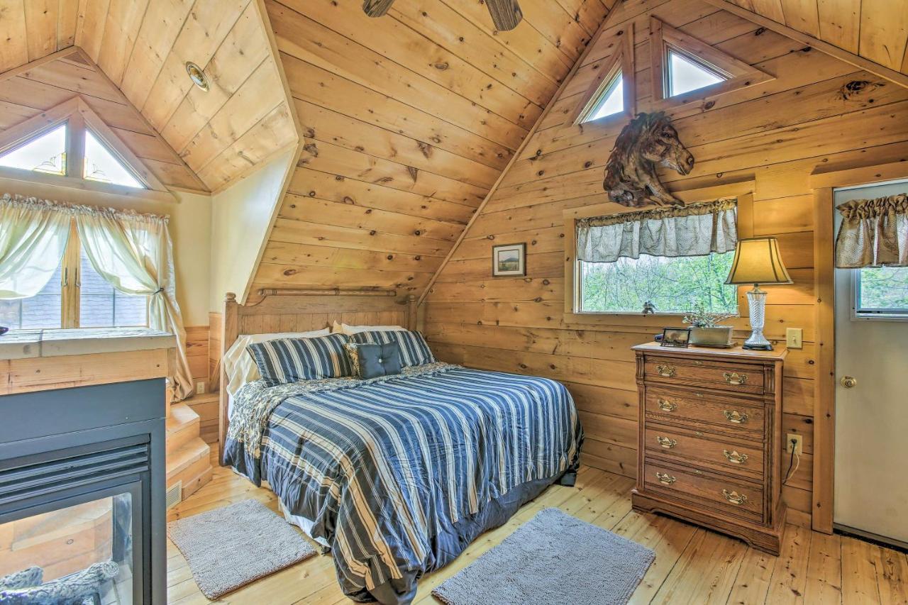 Resort Cabin With Fire Pit Golf, Hike And Play! Rothbury エクステリア 写真