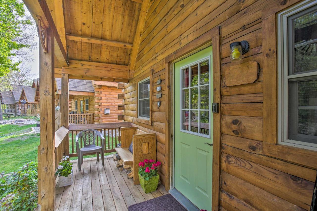 Resort Cabin With Fire Pit Golf, Hike And Play! Rothbury エクステリア 写真